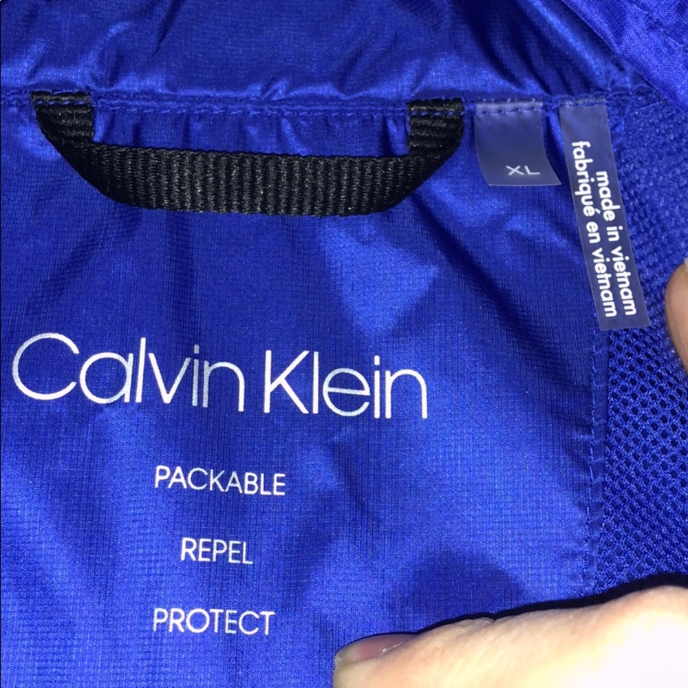 Calvin Klein Windbreaker - Picture 7 of 8